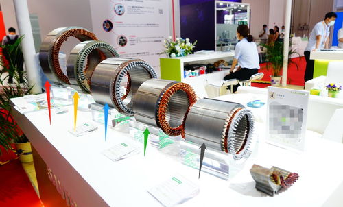 獨(dú)家 增程混動(dòng) 研判2代6輪驅(qū)動(dòng)山車(chē)族技戰(zhàn)術(shù)狀態(tài)